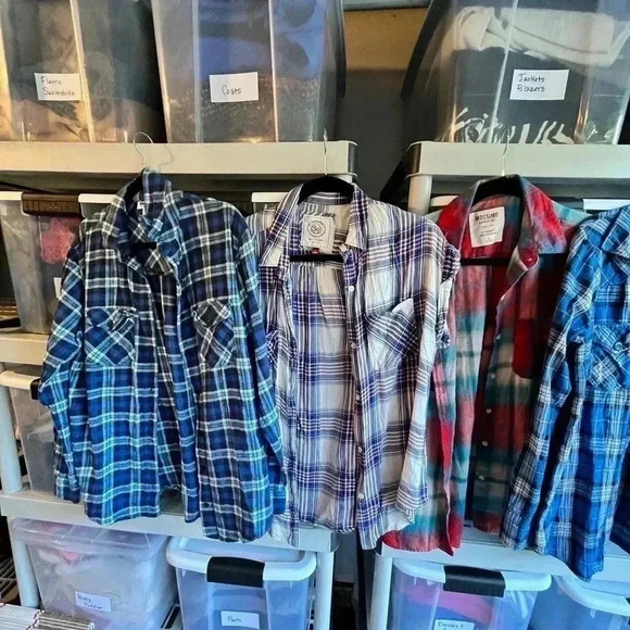Five ~Plaid~ Shirts - Medium - Picture 2 of 8